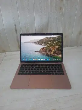 MacBook Air Retina 2018| Dual Core i5| 8GB| SSD 256GB| 13IN siap Kerja