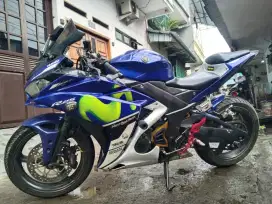 Yamaha R25 Dua Silinder 250CC Movistar Tahun 2016 Mesin Halus SiapGass