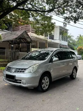 NISSAN GRAND LIVINA 1.5 XV TDP 5 JT AT 2009
