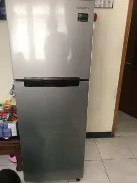 JUAL KULKAS MURAH bekas rasa baru