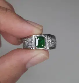 Tsavorite garnet ( vivid green )