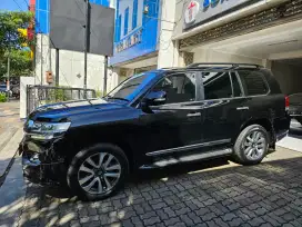 Toyota Landcruiser VX-R 2019 Antik Istimewa