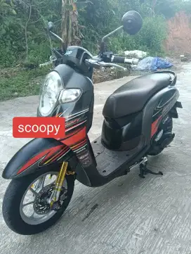 New Scoopy (donat)THN 2017 srt lengkap siap pakai