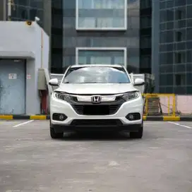 HONDA HR-V E NEW MODEL CVT 1.5 CVT 2018 SIAP PAKAI DAN TERAWAT