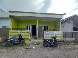 KONTRAKAN RUMAH 3 PETAK