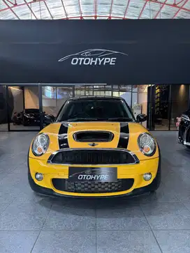 MINI COOPER 1.6 M/T