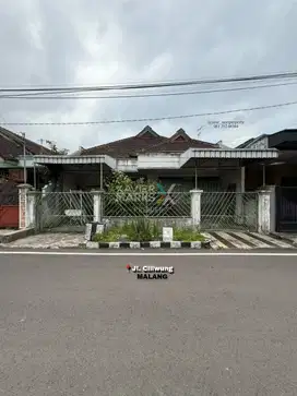 Rumah Klasik Di Area Jalan Ciliwung, Blimbing Kota Malang(OLX396)