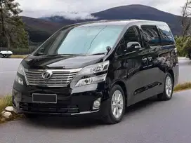 Toyota Vellfire V Sound Premium 2.4 At 2011 km +/- 82.000