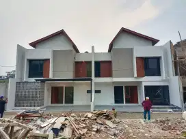 RUMAH MEWAH DI GDC DEPOK SIAP HUNI