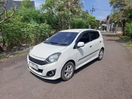 DP RENDAH Daihatsu Ayla 1.0 X Bensin-MT 2017 PUTIH OB