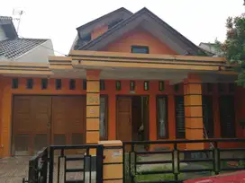 DI JUAL RUMAH KOMPLEK TASBIH 1