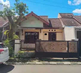 Rumah di Vila Dago Pamulang, Benda Baru