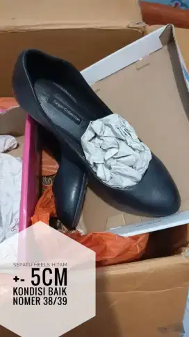 Sepatu Heels Hitam Murah