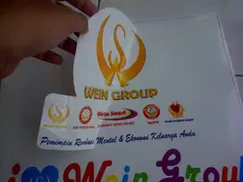 Spesialis sticker label logo pabrik stiker kemasan merchant  print cut