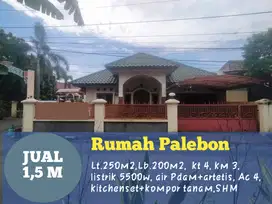 Dijual rumah  bagus hook di Semarang Timur