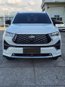 Zenix Q hybrid modelista tss at 2023 putih premium colour