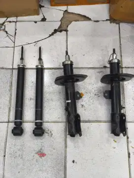 Shockbreaker Mistubishi Xpander Copotan Bawaan Bekas used 2nd