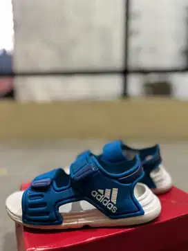sendal adidas anak altaswim