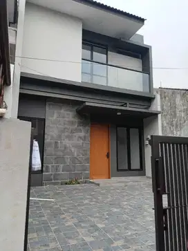 Jual Rumah baru lokasi strategis buahbatu