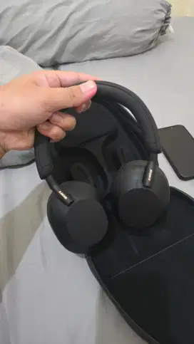 Headphone Sony WH-1000XM5