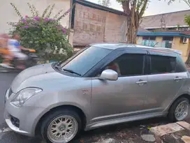 Suzuki Swift 2006 Bensin