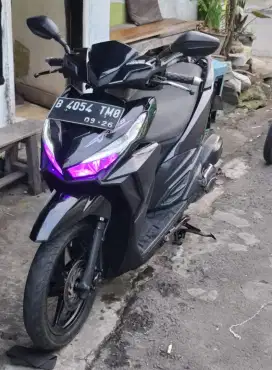 Vario 125 led old