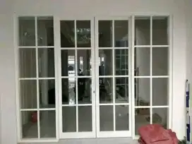 Pintu alumunium ornamen