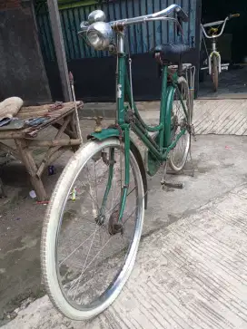 JUAL CEPAT DARI PADA TIDAK TERPAKAI