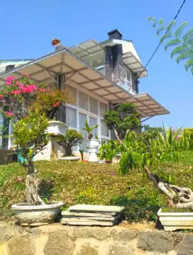 RUMAH VILLA 2 LANTAI BANDUNG SELATAN