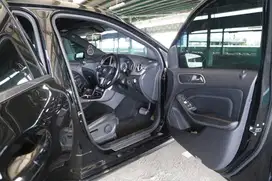 Mercedes-Benz B200 2013 Bensin