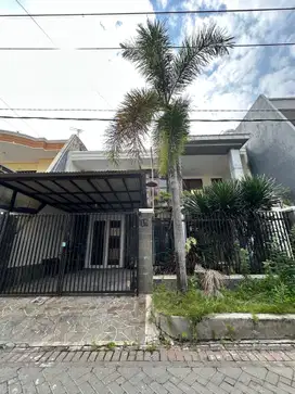 Rumah Sutorejo Tengah STRATEGIS
