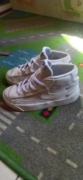 Jual sepatu anak nike blazer