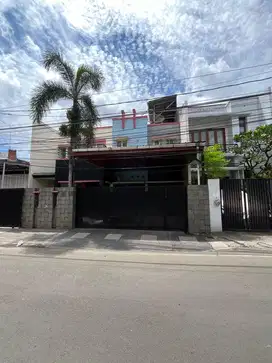 Bisa bulanan, kontrakan pinggir jalan, bisa untuk usaha, strategis.