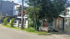 Dijual rumah luas dihook harapan indah Bekasi