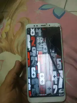 Jual hp batangan aja yaa,hp redmi 5plus 4 ram Rp.450.000