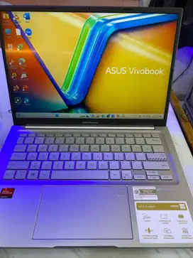 ASUS Vivobook / Ryzen 7 / Amda Radeon Grapichs