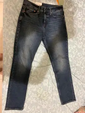 Jeans Denim H&M Slim Fit Midprice HM Jual