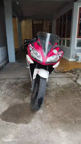 Di jual motor yamaha R15