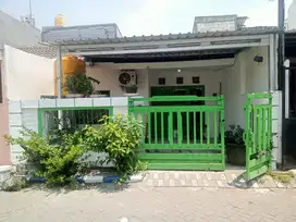 Rumah Taman Gununganyar Surabaya Timur