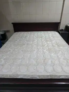 RANGKA MATRAS PLUS MATRAS BEKAS BAHAN ASLI KAYU TEBAL