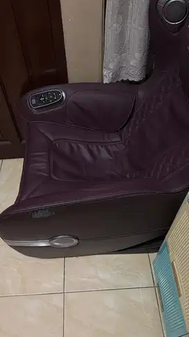 Bangku pijat elektrik
