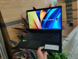 laptop Asus vivobook Oled i7 GDDR6