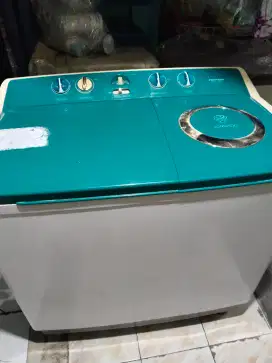 Mesin cuci 2 tabung politeron 14 kg