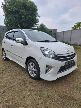 Mobil Toyota Agya 2016 Putih