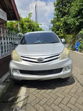 Daihatsu Xenia 1.0M/T 2014