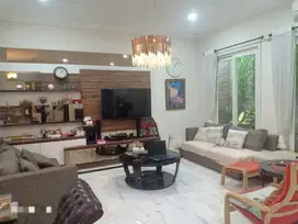 RUMAH MURAH 2 LANTAI SEMI FURNISH DI PONDOK HIJAU GOLF GADING SERPONG