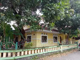 Rumah cukup luas di Condongcatur Sleman