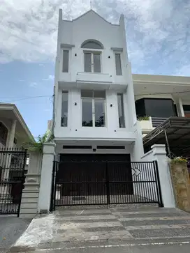 JUAL RUMAH SATELIT DEKAT SEKOLAH, AKSES MUDAH, DEKAT SUPERINDO