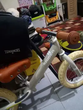 Jual sepeda pushbike srider mulus seperti baru