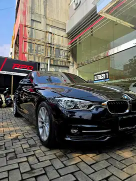 BMW 320i 2017 Bensin